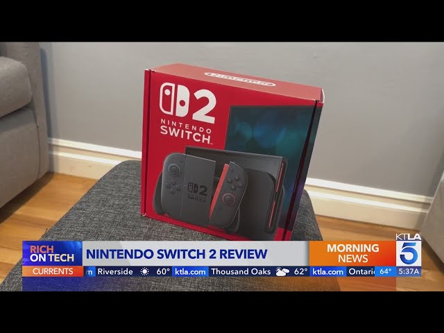Nintendo superfan helps review the new Switch 2 - YouTube