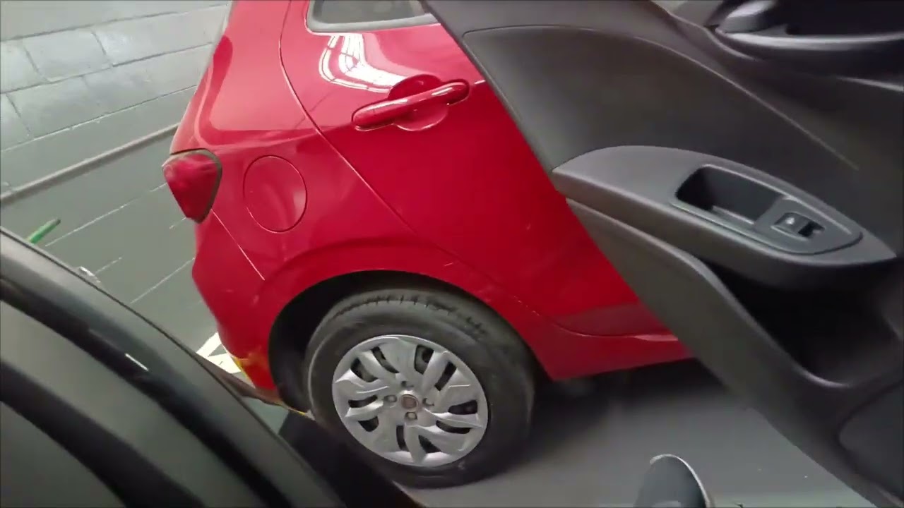 instalação de câmera de ré multimídia original Fiat cronos.