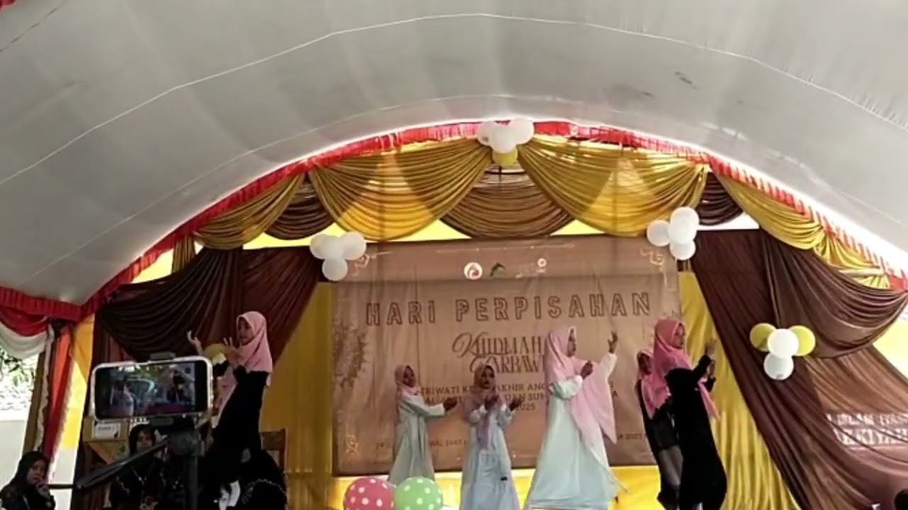 DANCE ISLAMI DARI KELAS 3