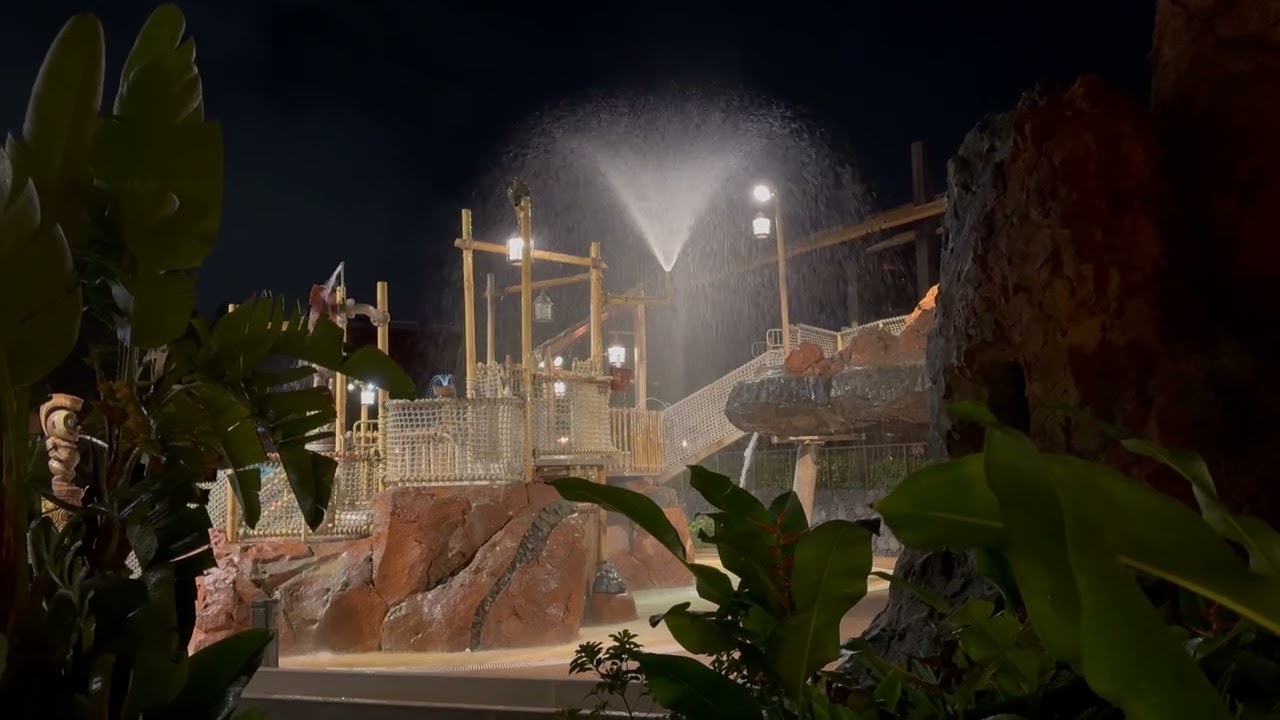 Kiki Tikis Splash Pool - Polynesian Village Resort, Walt Disney World 08-23-2024