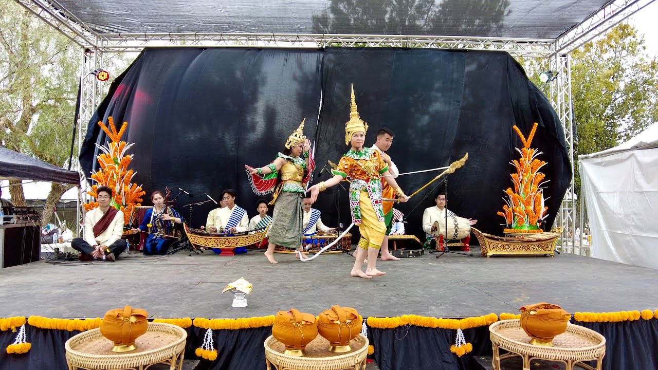 Pom Foundation/Kinnaly At Sabaidee Fest 2023 - Full Performance 🔥