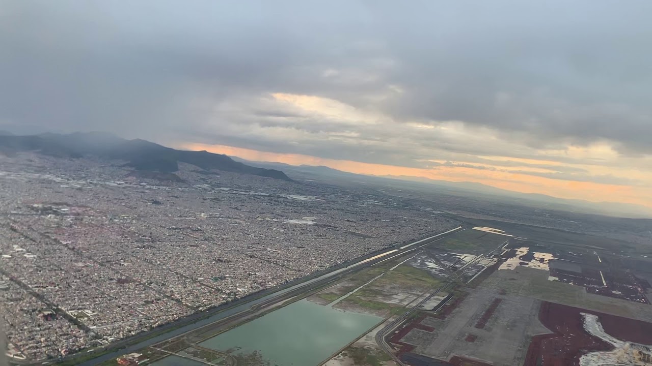 EL NAIM DE TEXCOCO INUNDADO PERO SIGUE SIENDO DEFENDIDO POR CHAYOTEROS, CORRUPTOS Y CABRONES censuration definition