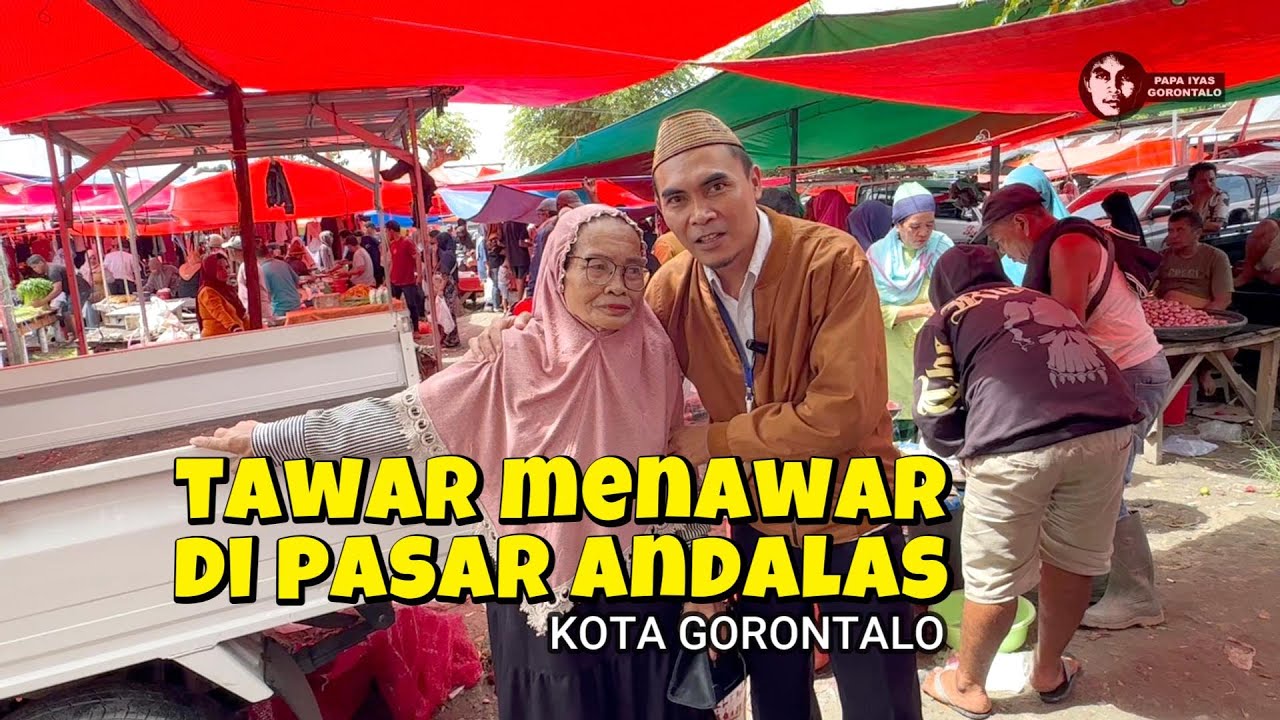 Dampingi mama kepasar Rabu di jalan Andalas Kota Gorontalo