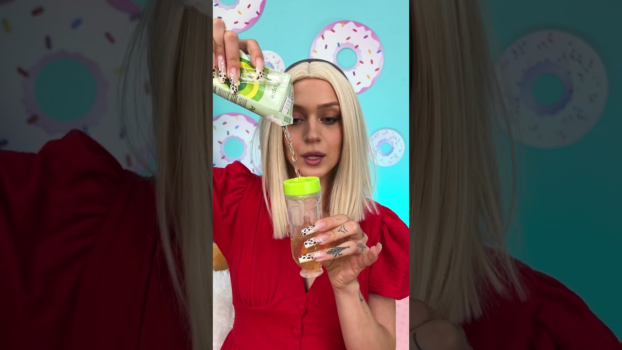 A Cool Bottle That Makes Feeding ! 🍼💗