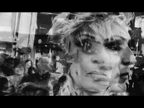 LUCIE SUE / THE RACE