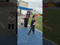 1番後ろの末っ子に注目……ww