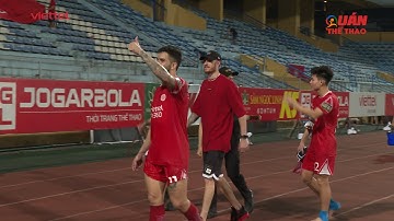 Trở lại từ Brazil, tiền đạo Geovane xuống sân ăn mừng cùng Viettel FC