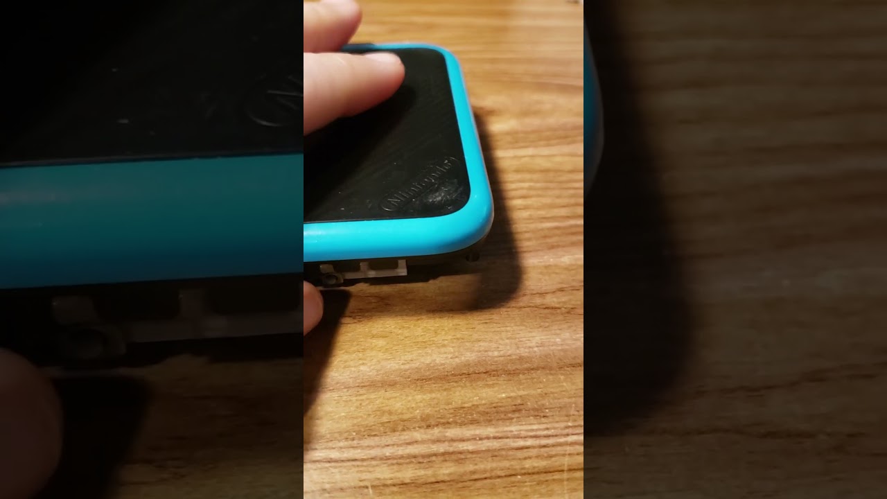 Fixing a 2ds XL that won't power on (No Blue Light) 