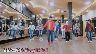 Sebiduk Di Sungai Musi Line Dance / Choreo by Muhammad Yani / Demo by Numero Uno Palembang