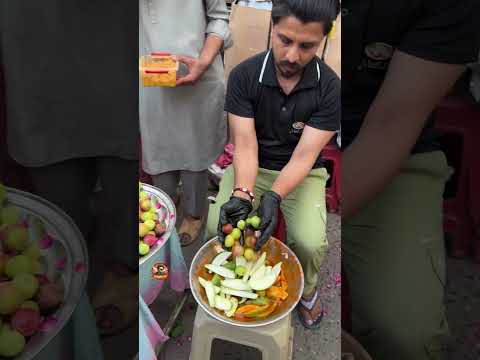 Who Loves Kachy Aam? 🥭Raw Mango + Masala = Pure Addiction 😋 #shorts