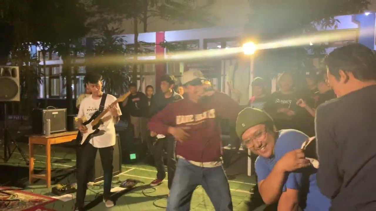 COLORCODE - Life Contract? (live in fib ugm)