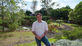 69 Topaz Road, Topaz Tom Video