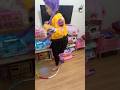 Rumi dan Dino melompat ke hulahoop, lalu menghilang 🌈✨