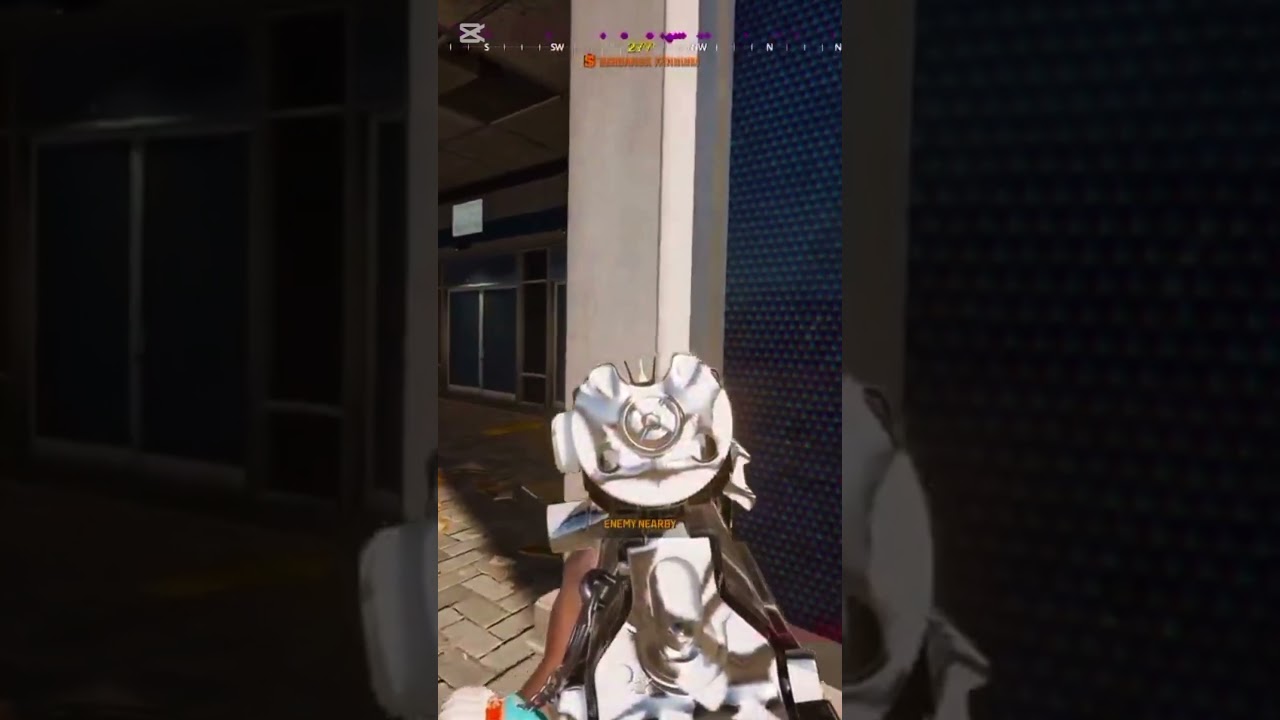 slow breakdown of sweaty trio 