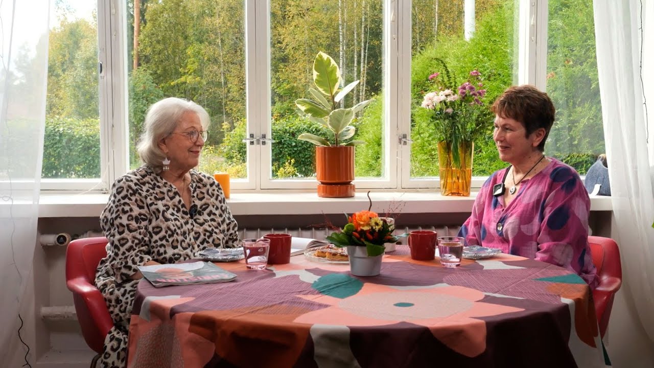 Mirja Ojares | Kahvihetki naisten kanssa