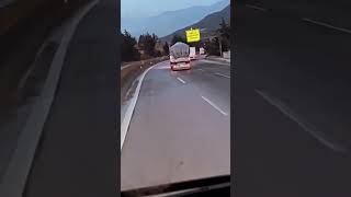 Bu Yol Si̇zce Neresi̇