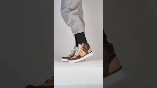Mak your own custom sneakers