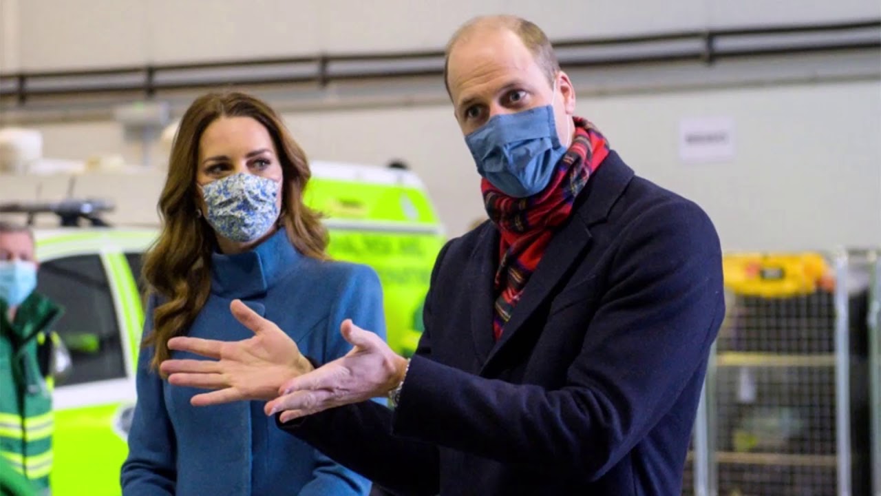 Prince William and Kate meet ambulance staff in Edinburgh, ROYAL TRAIN TOUR - DAILY NEWS UK NOW