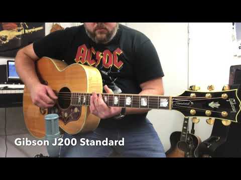 Gibson J200 standard