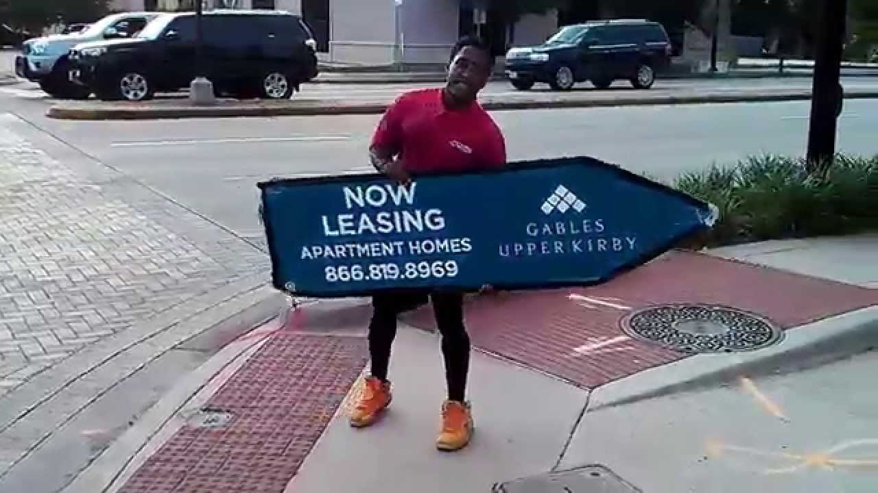 sign spinner