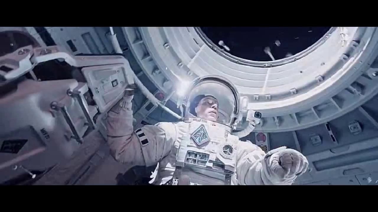 Matt Damon in The Martian goes IRON MAN !!