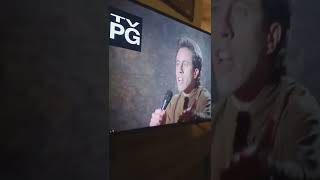 Seinfeld ending credits vs intro on stage
