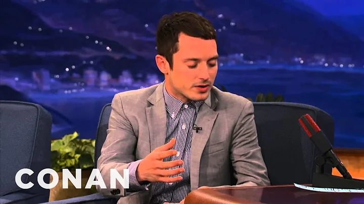 Elijah Wood Teaches You How To Build A Gatorade Bo...