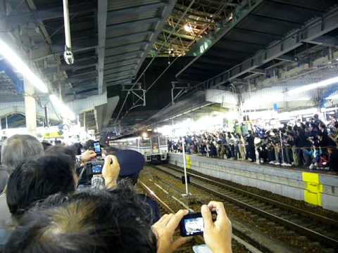 「キハ181系大阪発最終」大観衆と最終はまかぜ5号(大阪5番線ノーカット)