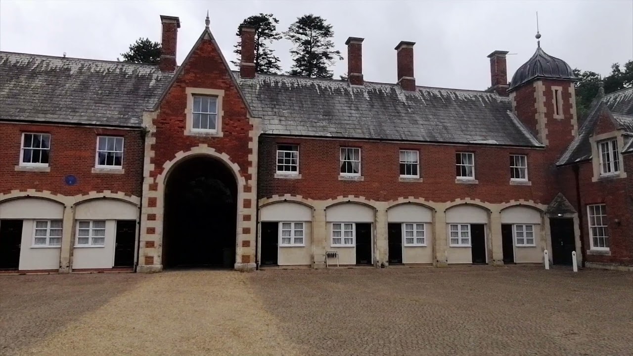 Allo Allo filming location Lynford Hall Hotel 2021