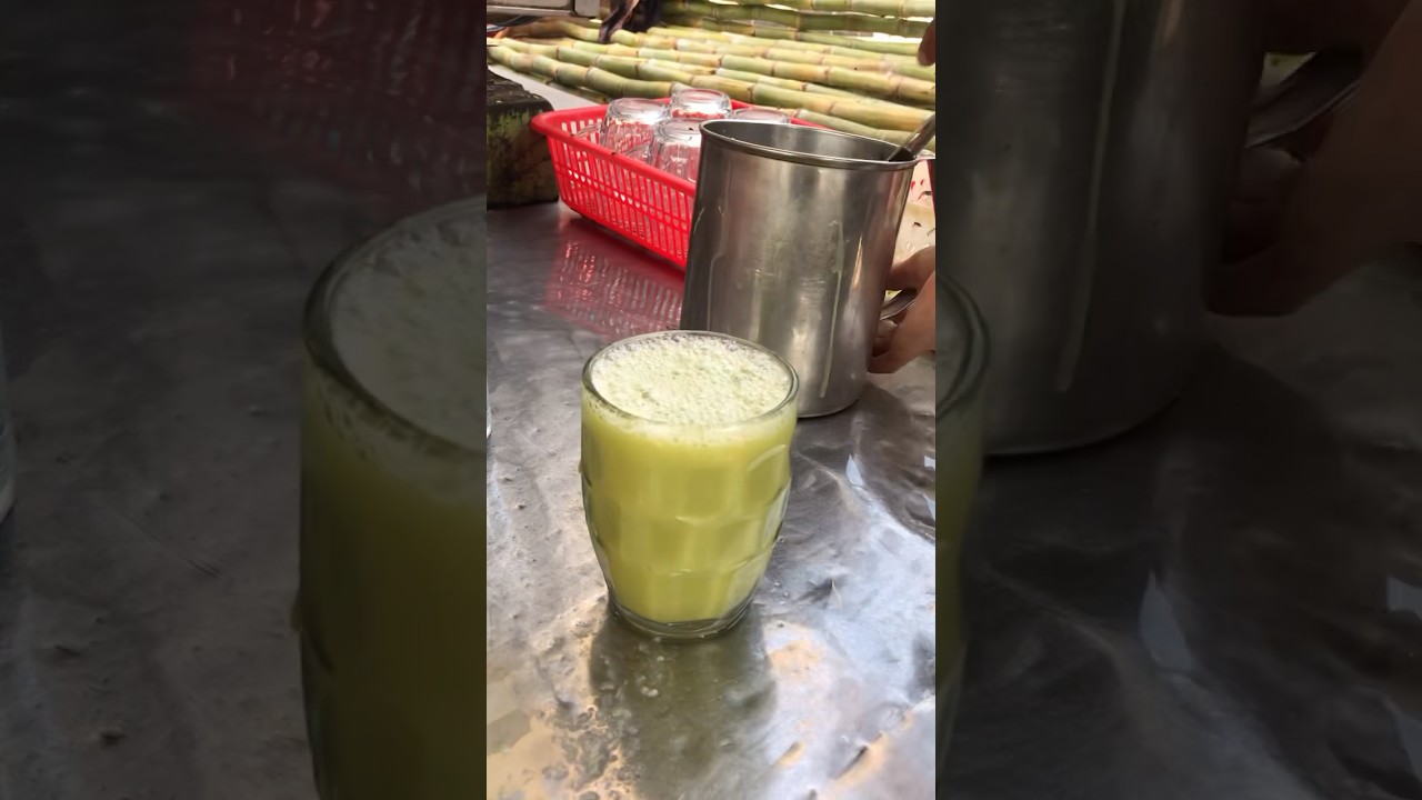 How to make fresh Sugarcane juice🍸?#youtubeshorts #shorts #shortvideo #viralshorts #FutureTechTrend