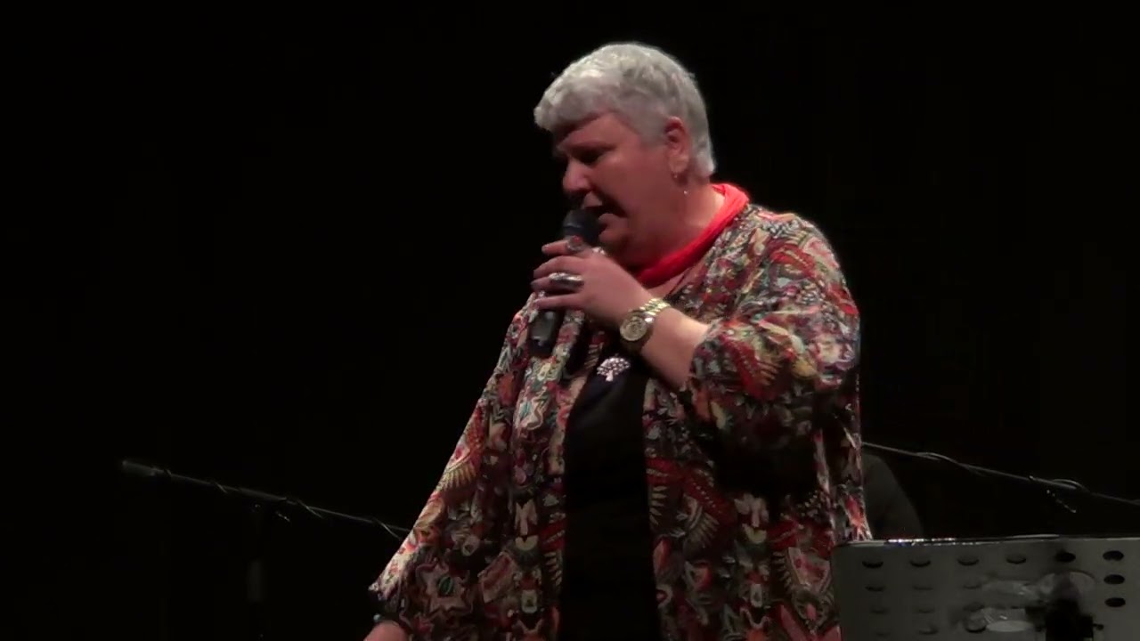 Ne Güneş Yüzü Gördüm Nede Gökyüzü Gördüm 