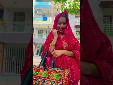 तुम अमीर कब होंगे #seemavlogstory #comedy #funny #youtubeshorts #viralvideo #song #vlogger #trending