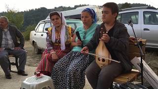 Hatice Şahin Feat.nazmiye Baş Gözünün Yeşiline/ (Offical)