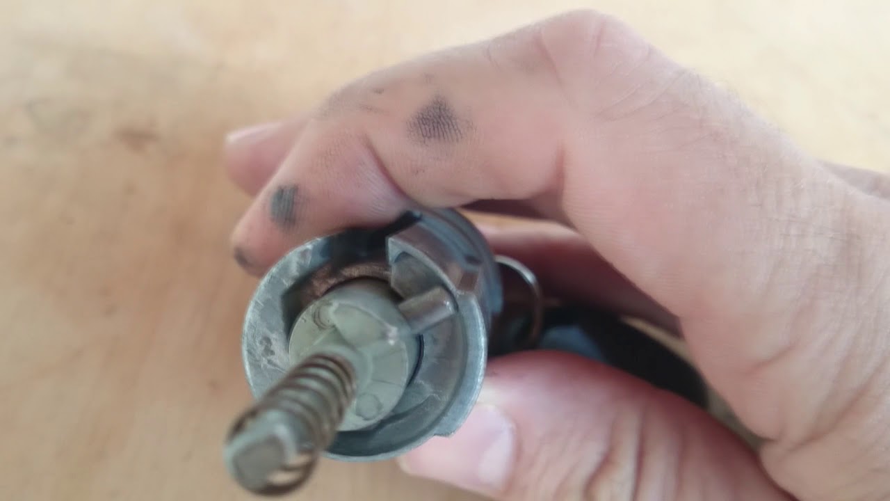 Trocar o miolo da chave de partida do Vectra 97 mantendo o mesmo segredo original da chave!!!!