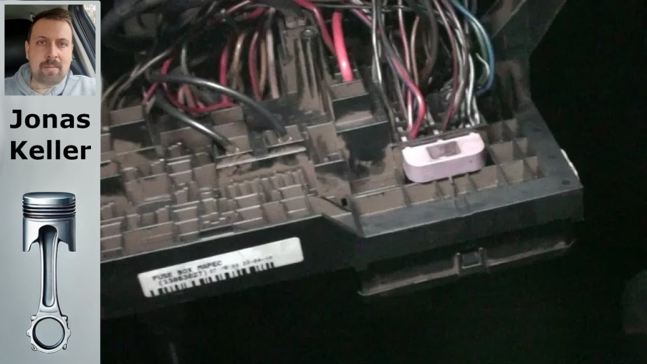 Fehlercode P0690: Ursachen und Lösungen für ECM/PCM-Leistungsrelaisschaltung