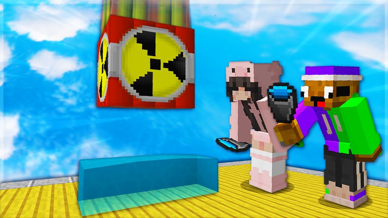 Defusing NUKES in Bedwars