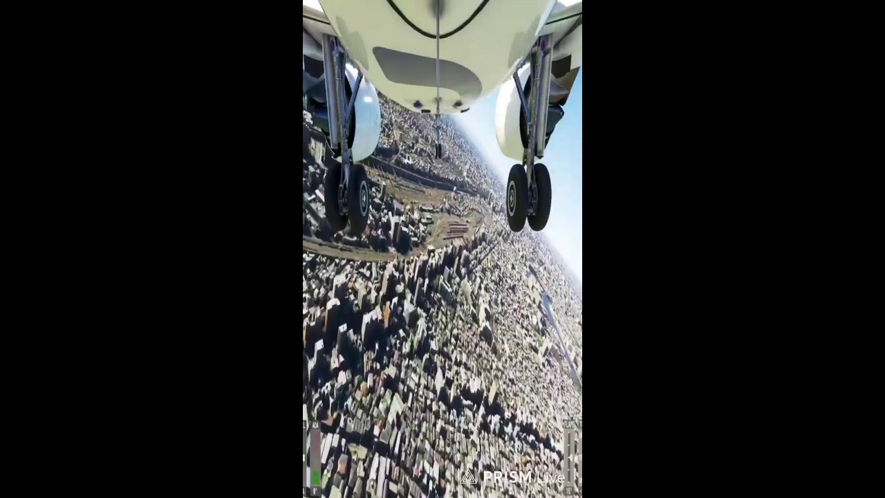 FLIGHT SIMULATOR LIVE! CAN I LAND THIS PLANE?! ✈️🔥 (Impossible Challenges)”