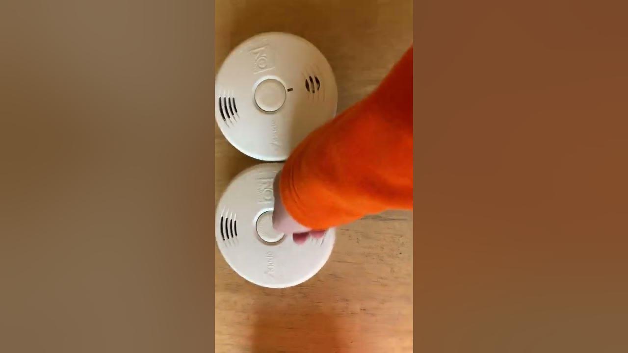 Smoke detector makes siren noises, Hush mode, Activated YouTube