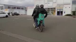 Mir Geschiss - Video Aggressiver Junge