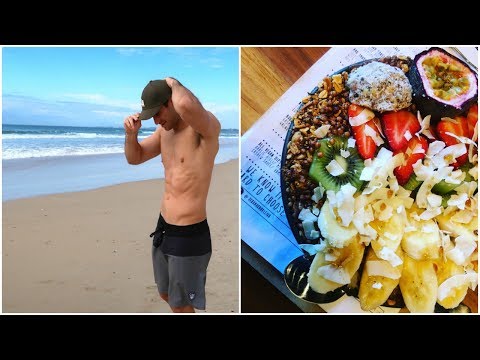 VEGAN BODYBUILDING| WILL JD COMPETE? + HIGH PROTEIN LOW CALORIE MEALS