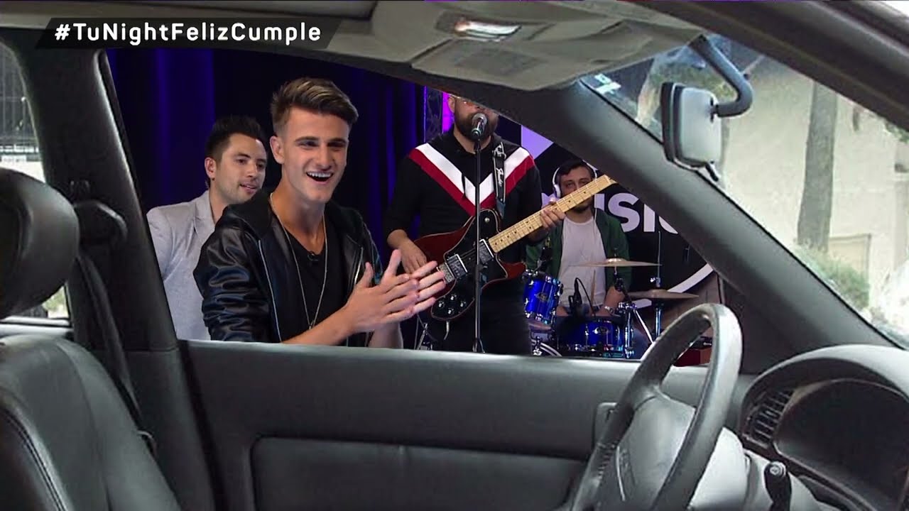 Adexe y Nau y el Kiki Challenge en Tu Night con Gabo Ramos