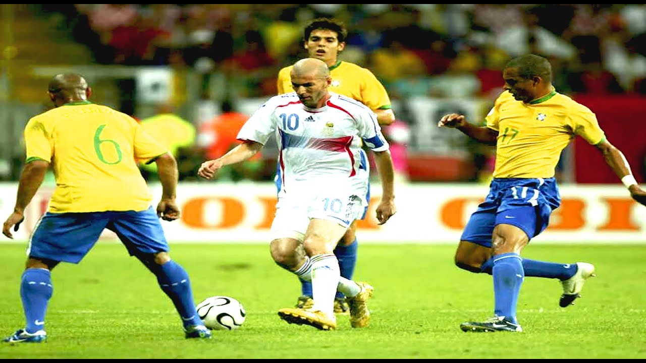 France Football Janvier 2006 – Spécial Brésil Mondial 2006 (magazine Collector N°3117)