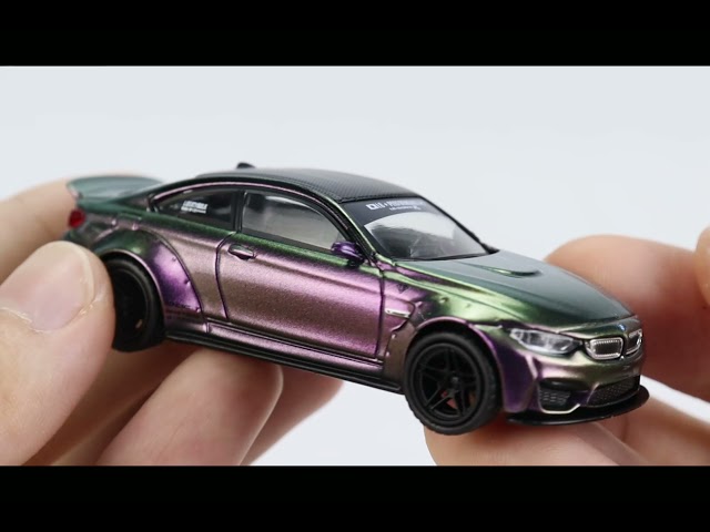 1/64 MINI GT x LB☆WORKS BMW M4 Purple-Green Metallic
