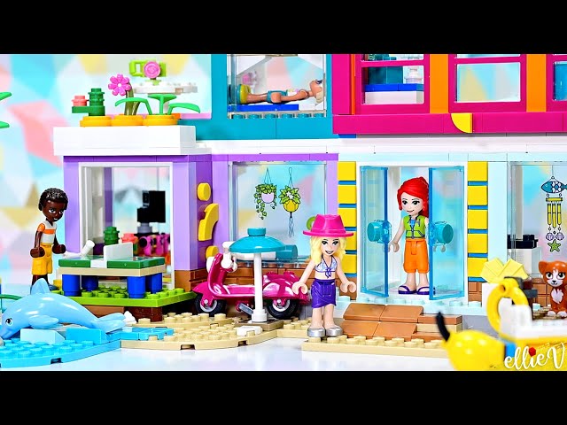  LEGO Friends Vacation Beach House 41709 Building Kit