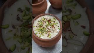 Matka Kulfi Making & Serving | Guru Ka Langar | Gurudwara Sahib #Shorts