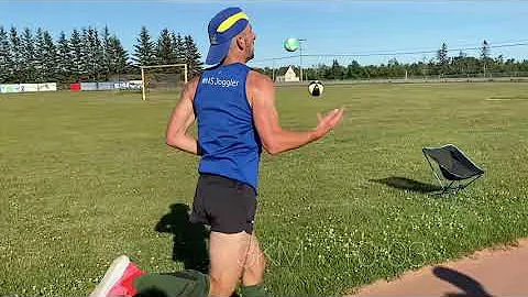 NEW 5KM JOGGLING WORLD RECORD - 16:49.67