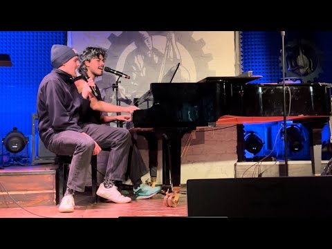 Leonel Toruño, Simon Wölbling - Nie Wieder Normal (Cro, Blumengarten Cover)