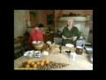 Capture de la vidéo Winchester Cathedral Chorister's & The 'Two Fat Ladies'  :  1997