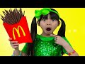 Emma  Pretend Play McDonalds | Happy Meal con Papas Fritas Chocolates