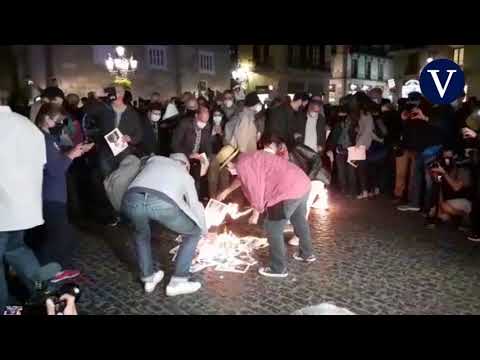 Video: Placa Sant Jaume tavsifi va fotosuratlari - Ispaniya: Barselona